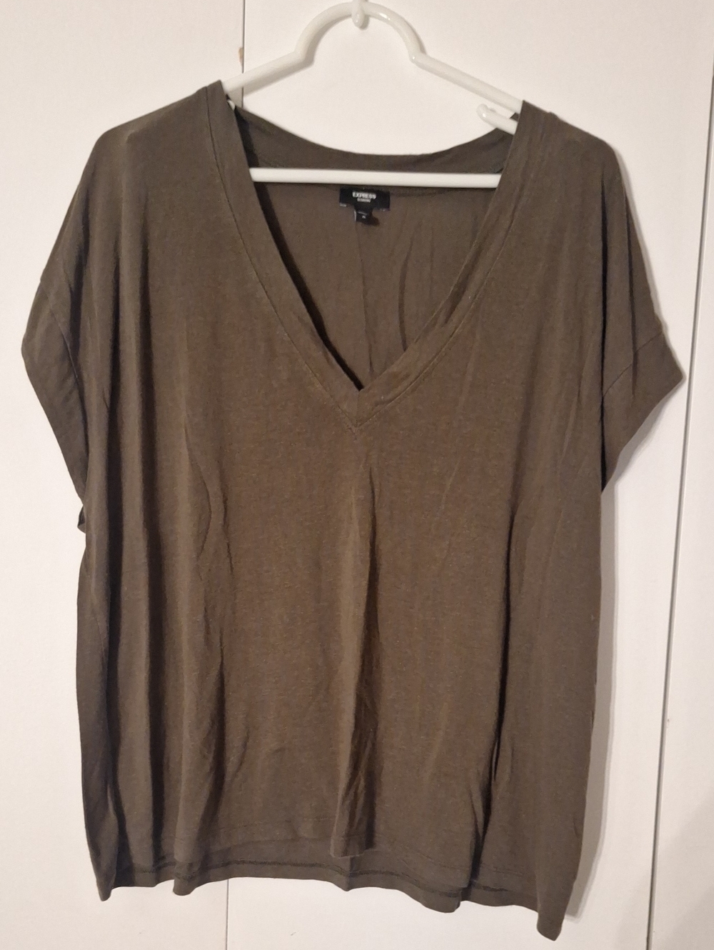 Express Olive V-Neck Short Sleeve Tee